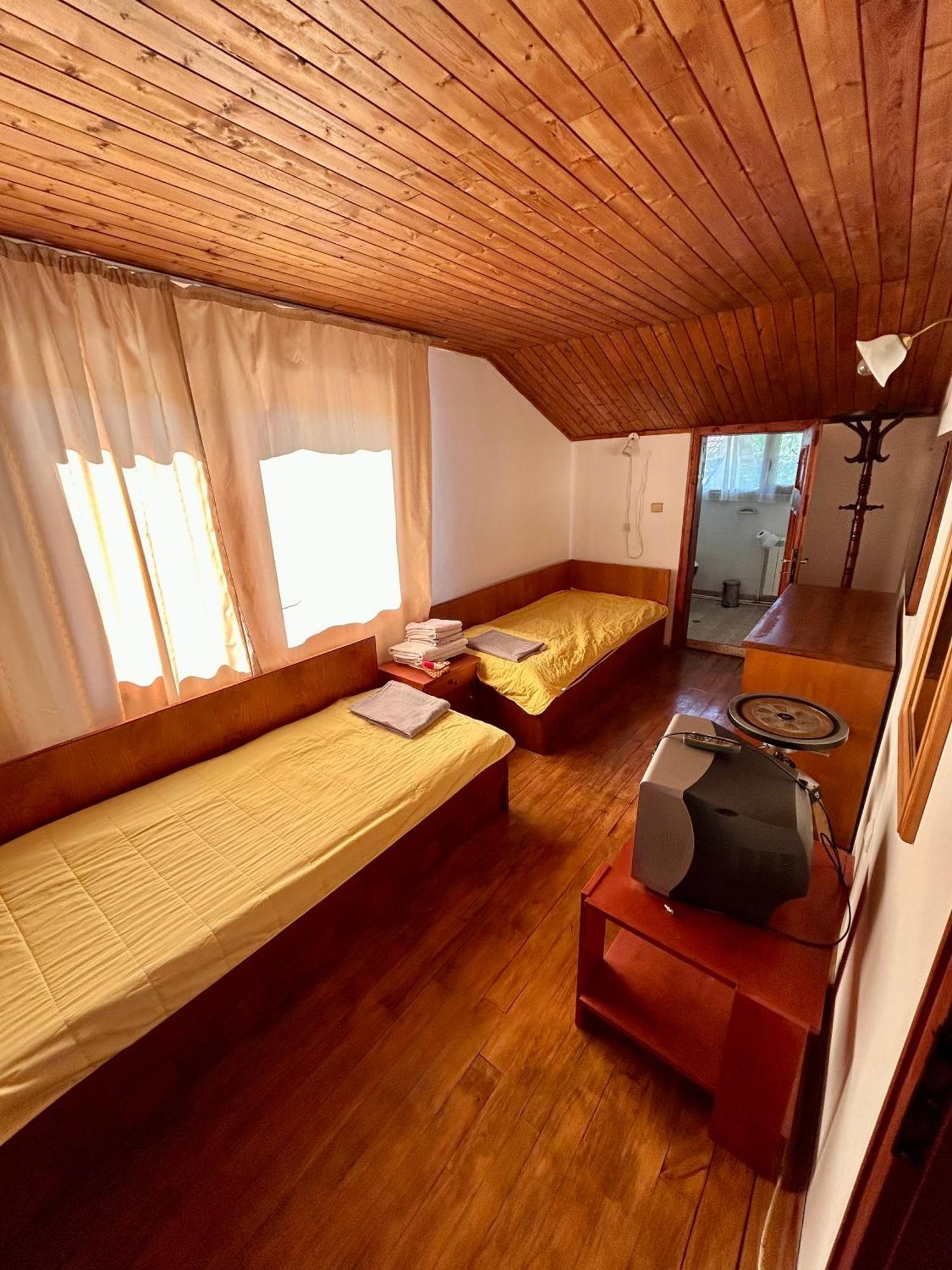 Luylyana Guesthouse Ribaritsa Eksteriør bilde
